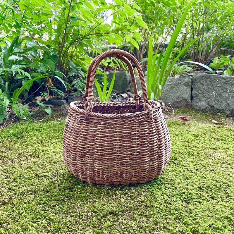 野沢温泉 あけびバッグ（丸型並編み） | Linné