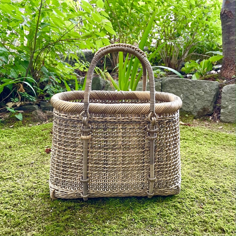 あけびのかご（織編）／宮本工芸（みやもとこうげい）｜愛着を