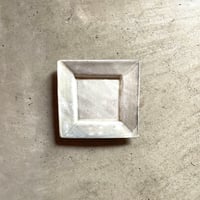 平山元康　白掛角皿（小）