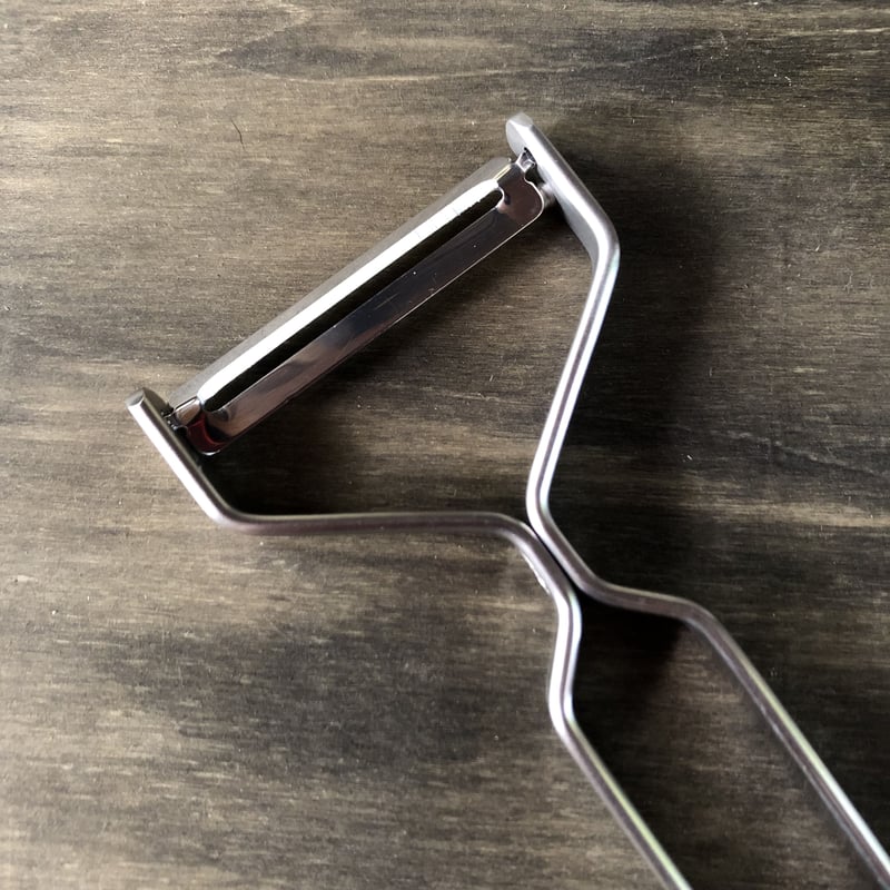 ステンレスピーラー（皮むき） | Linné