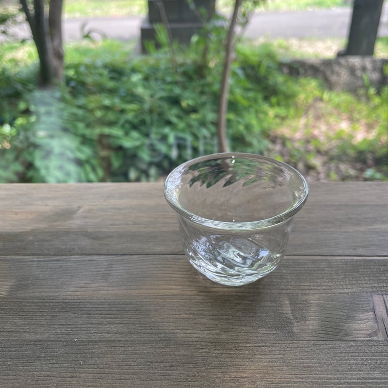 倉敷ガラス 小谷栄次 ぐい呑み（クリア／薄青／青） | Linné