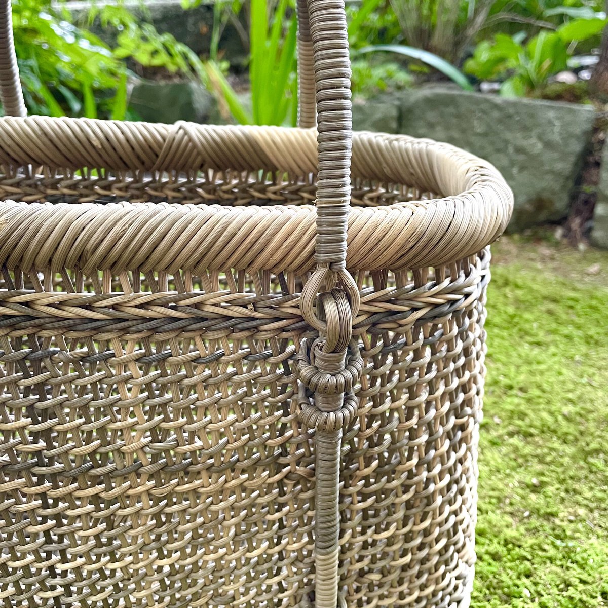 野沢温泉 あけびバッグ（皮なし）ベルト付 | Linné