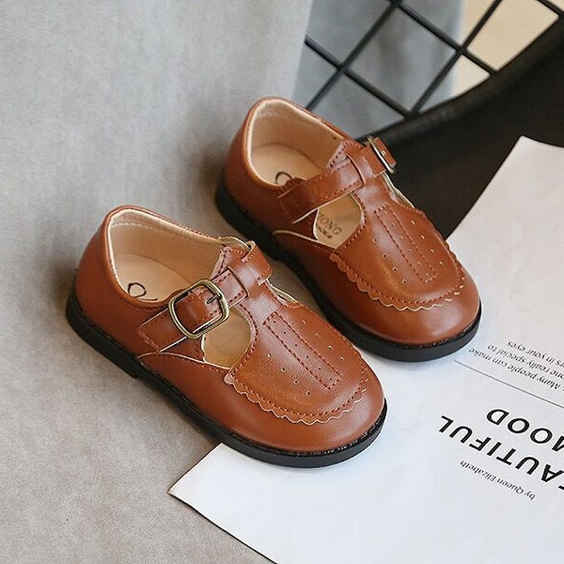 即納】まるで絵本の中の靴…♡レトロでガーリーな革靴 | moka.