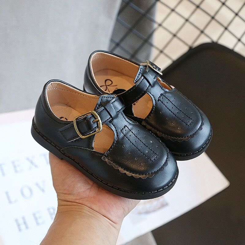 即納】まるで絵本の中の靴…♡レトロでガーリーな革靴 | moka.