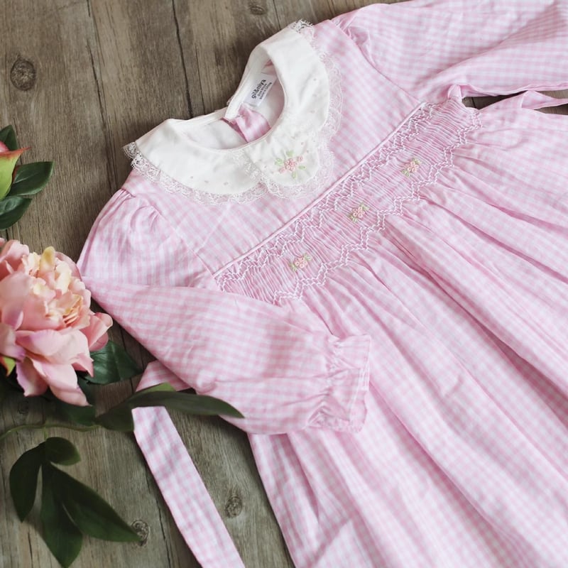 即納】刺繍とスモッキングが可愛い♡ギンガムチェックの長袖