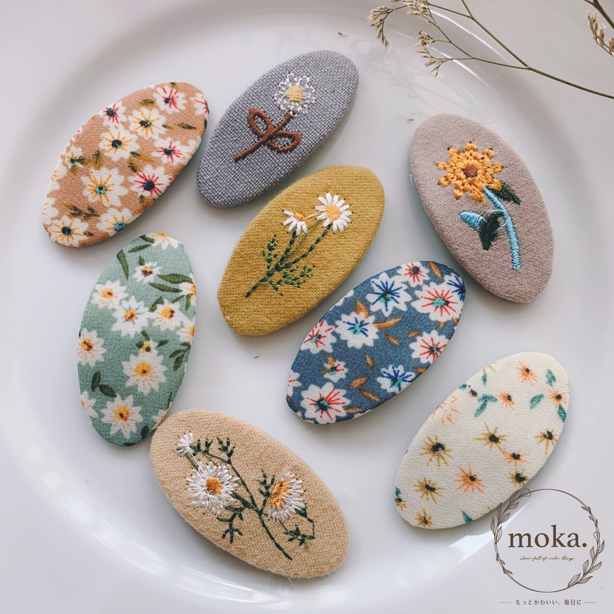 即納】刺繍と可愛い花柄のクリップピン ヘアピン | moka.