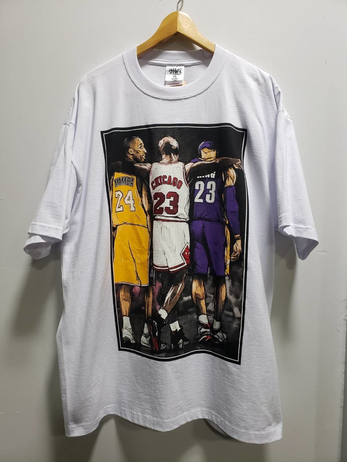 Shaka wear US コットン使用コービー・ブライアント追悼モーチーフT 