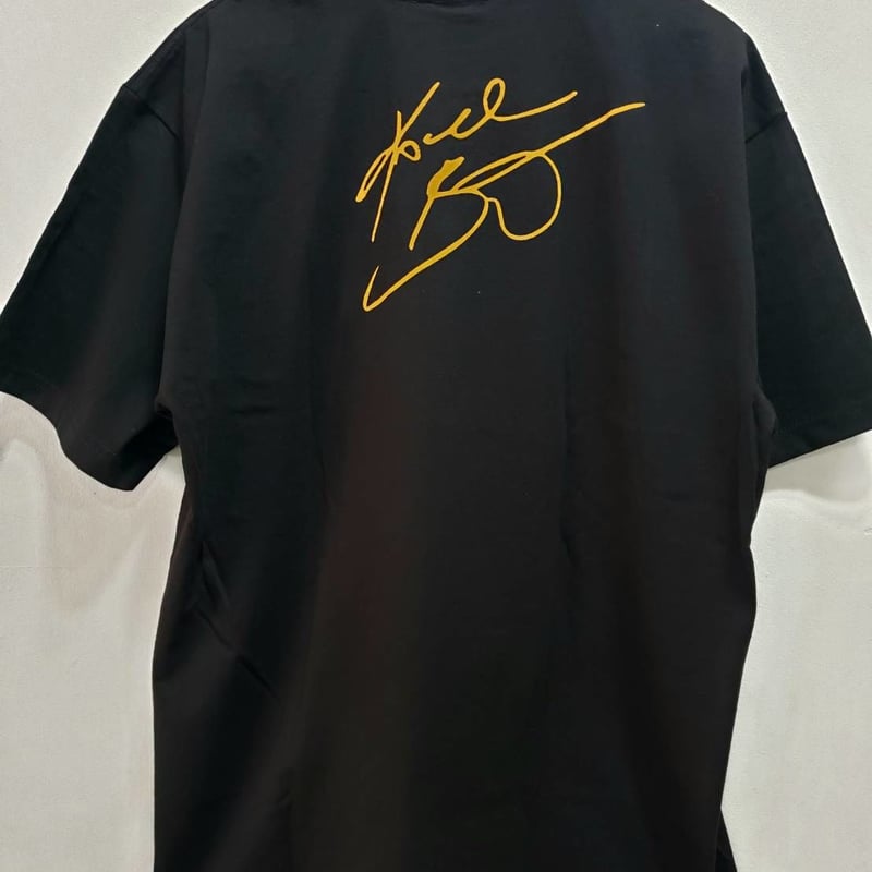 Shaka wear US コットン使用コービー・ブライアント追悼モーチーフT 