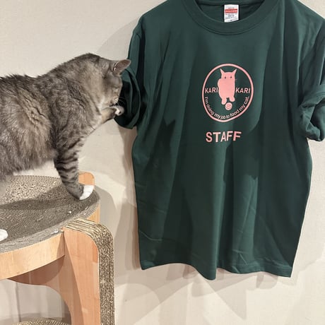 猫為労働Tシャツ　深緑（英語ver）