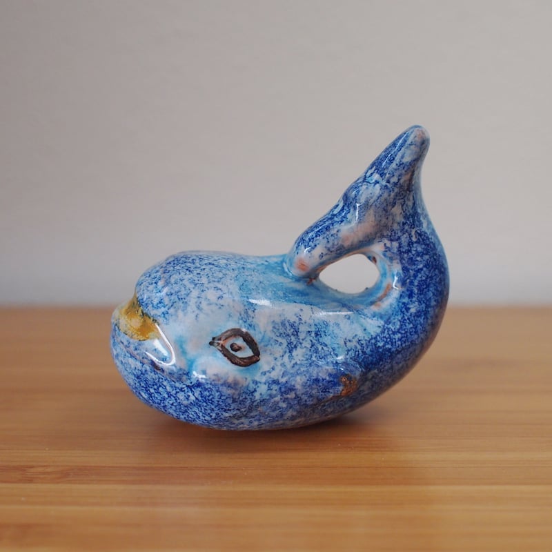 シチリア島の陶器の置物 クジラ | Bella Vita