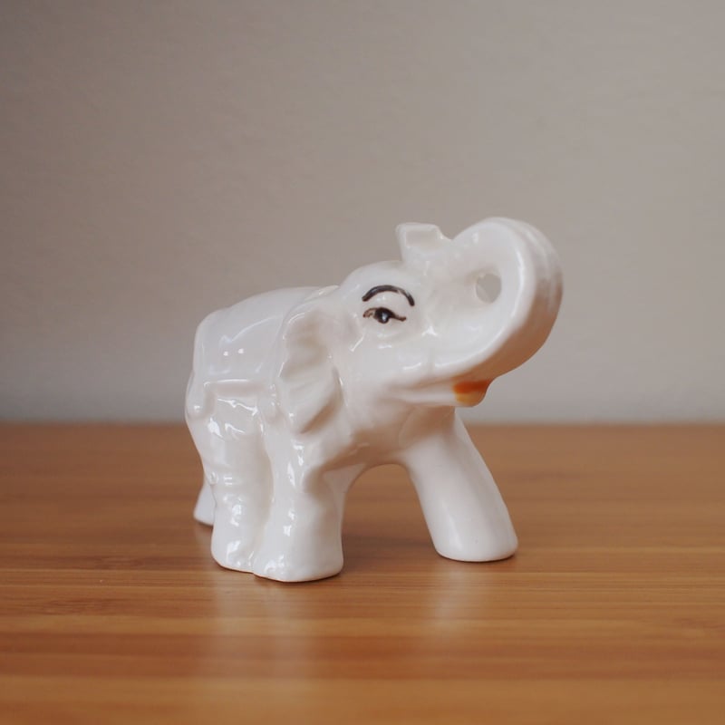 シチリア島の陶器の置物 白い象 | Bella Vita