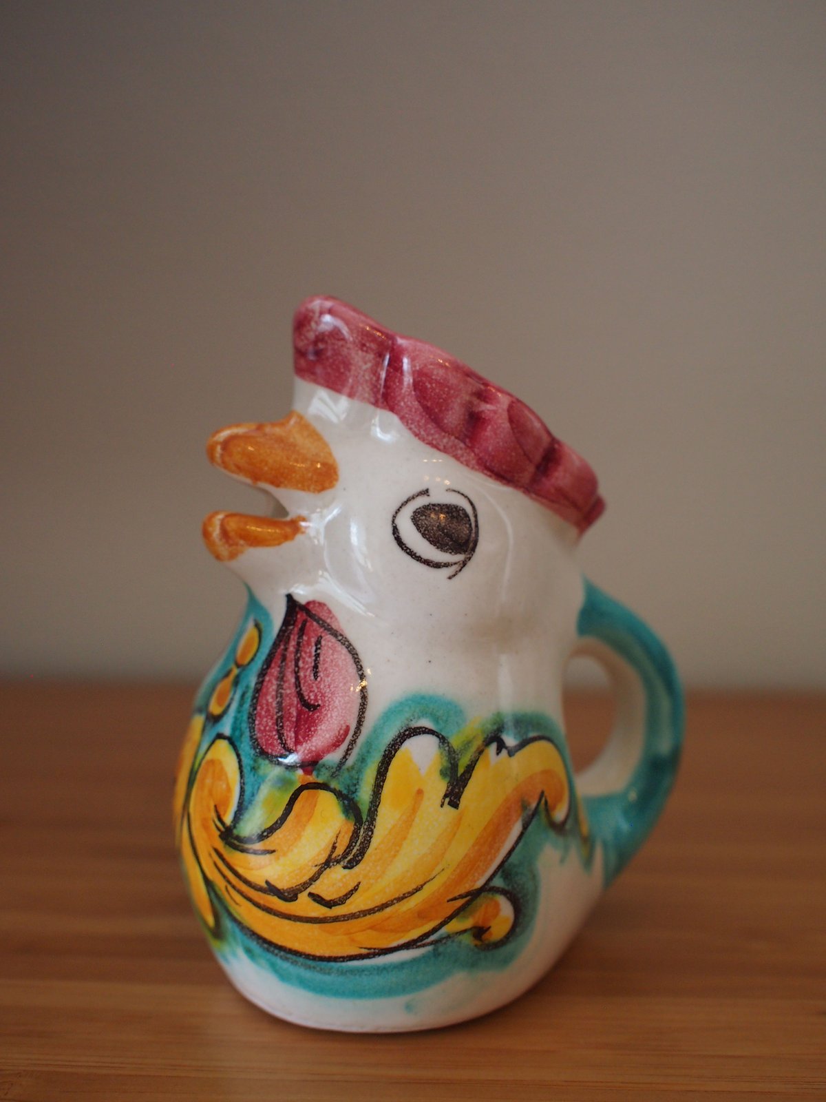 シチリア島の陶器のにわとりミルクピッチャー red x green | Bella Vita