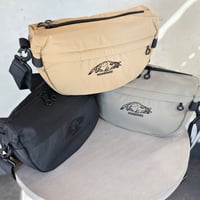 シリコンワッペンボディバッグ