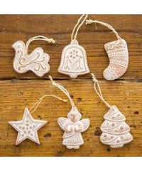 テラコッタのクリスマスオーナメント