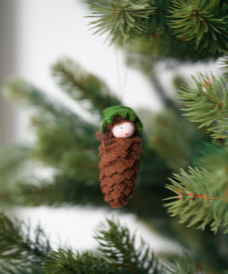 まつぼっくり ハンギング /Ambrosius dolls | Moinapi