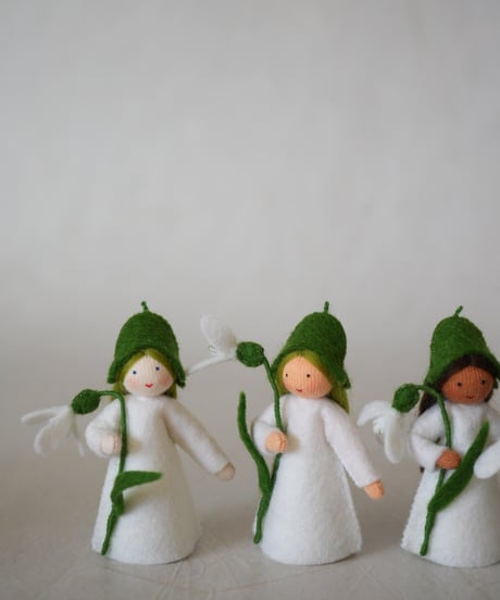スノードロップ　Medium /　Ambrosius dolls