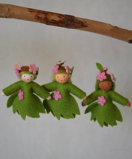 春の小枝　ハンギング /　Ambrosius dolls