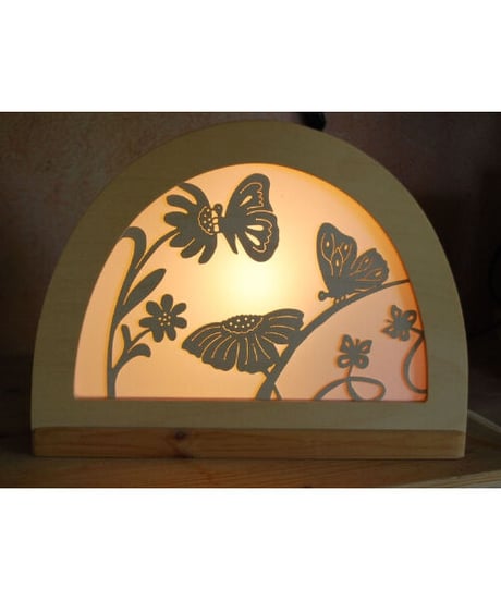 Silhouette slide  Butterfly /  Atelier DeNoest