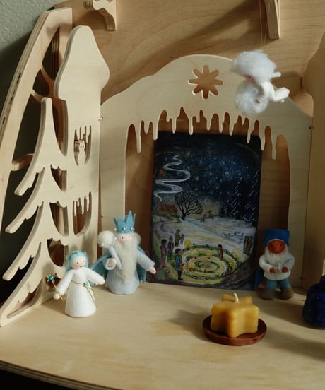 King  Winter /  Atelier DeNoest
