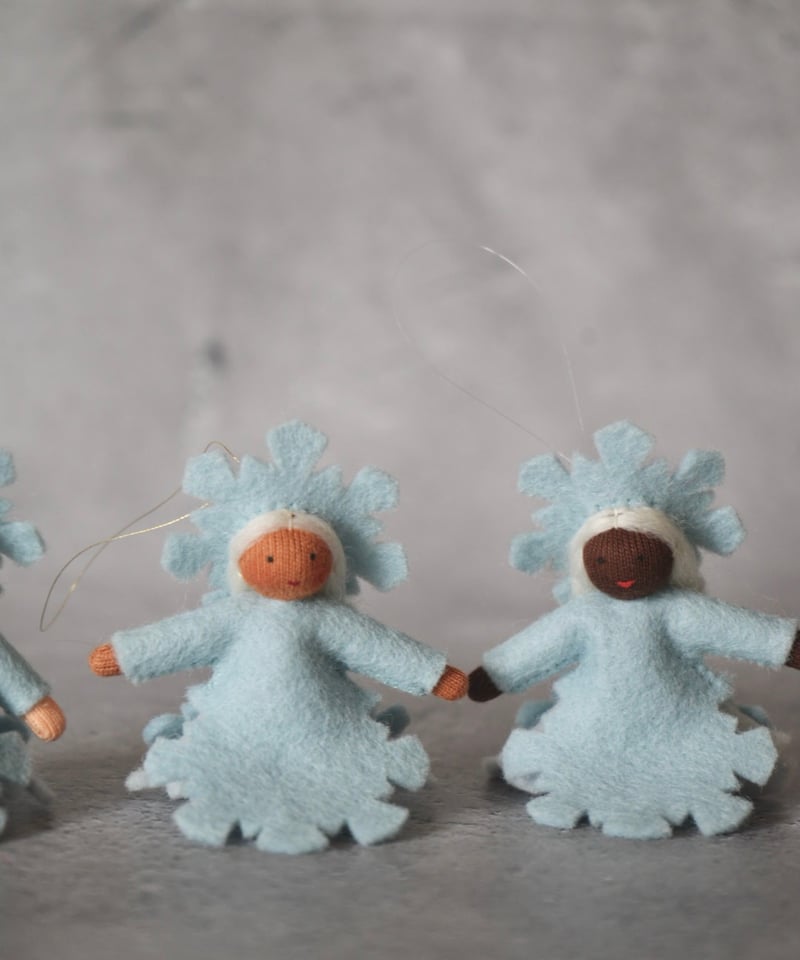 Ambrosius dolls アンブロシウスドール　ハンギング　オーナメント 雪の結晶/ブルー ハンギング /Ambrosius dolls | Moinapi