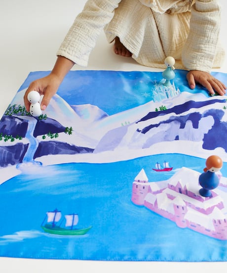 Ice Castle Playmap  /Sarah's silks