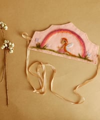 Waldorf crown / poems for butter cup