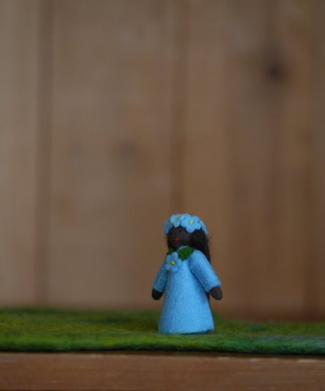 勿忘草の妖精　ブラック