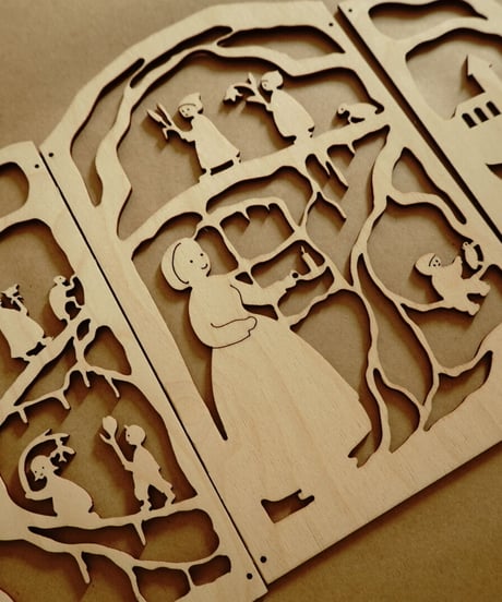 Mother Earth Flower Children /  Atelier DeNoest