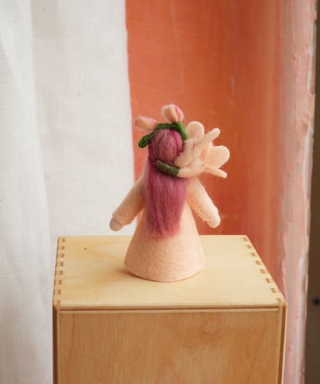 フリージア（ペールピンク）　/　Ambrosius dolls