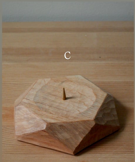 CANDLEHOLDERS CARVED ｗith pin/　RahmenArt