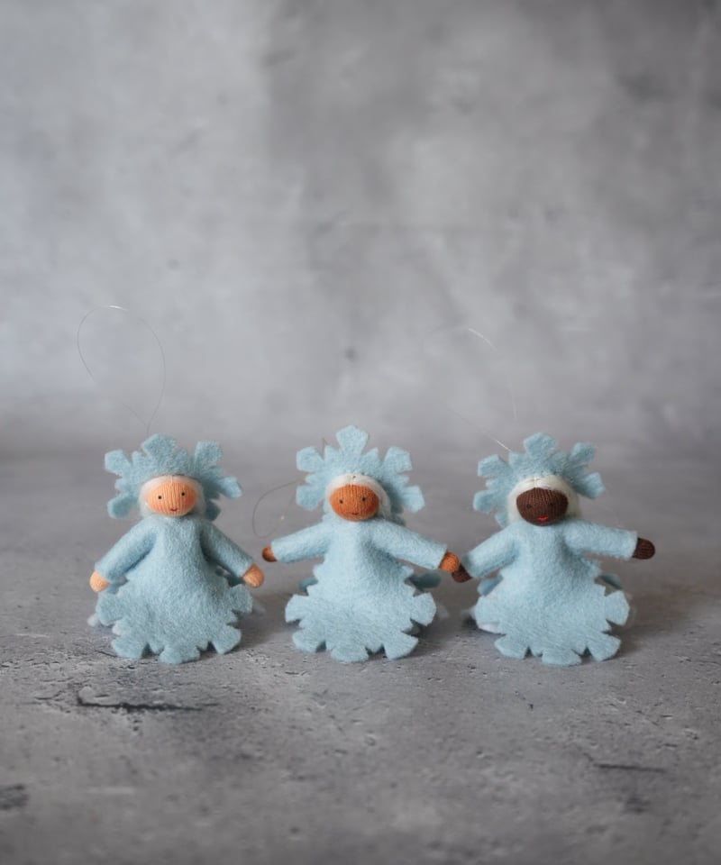 Ambrosius dolls アンブロシウスドール　ハンギング　オーナメント 雪の結晶/ブルー ハンギング /Ambrosius dolls | Moinapi