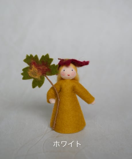 秋の葉　（Medium）