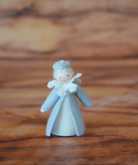 冬の女王　Large / Ambrosius dolls