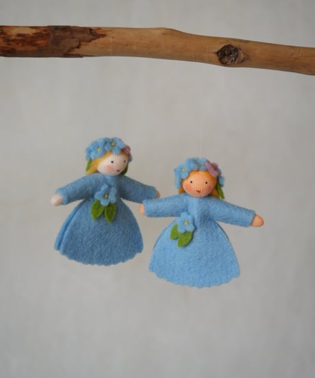 勿忘草　ハンギング /　Ambrosius dolls