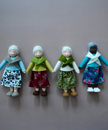 Grandmother / Ambrosius dolls