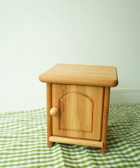 Night cabinet / Drewart
