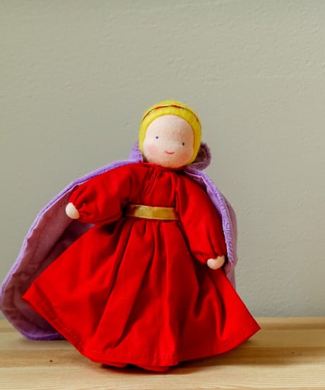 Royal Family Queen  / Evi dolls