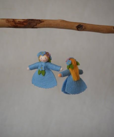 勿忘草　ハンギング /　Ambrosius dolls