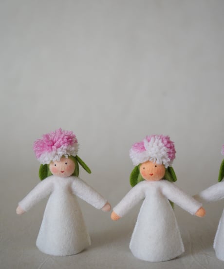 デイジー（ホワイト）　Medium/　Ambrosius dolls