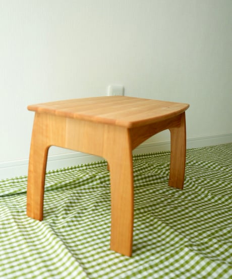 Table + 2chairs / Drewart