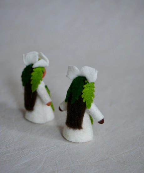 クリスマスローズGirl  Small/ Ambrosius dolls