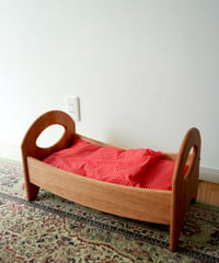 Bed with bedding / Drewart