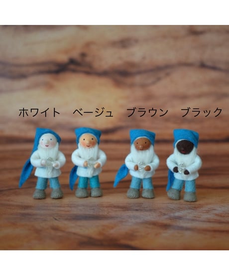 クリスタルを持ったドワーフ