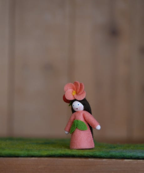 つばきの妖精　ホワイト