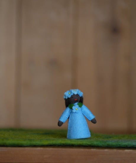 勿忘草の妖精　ブラック