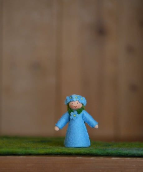 勿忘草の妖精　ベージュ