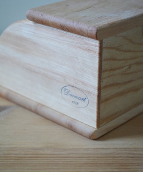 Bread box / Drewart