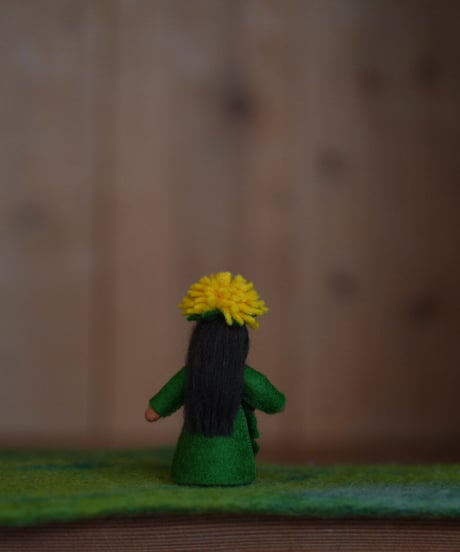 たんぽぽの妖精　ブラウン