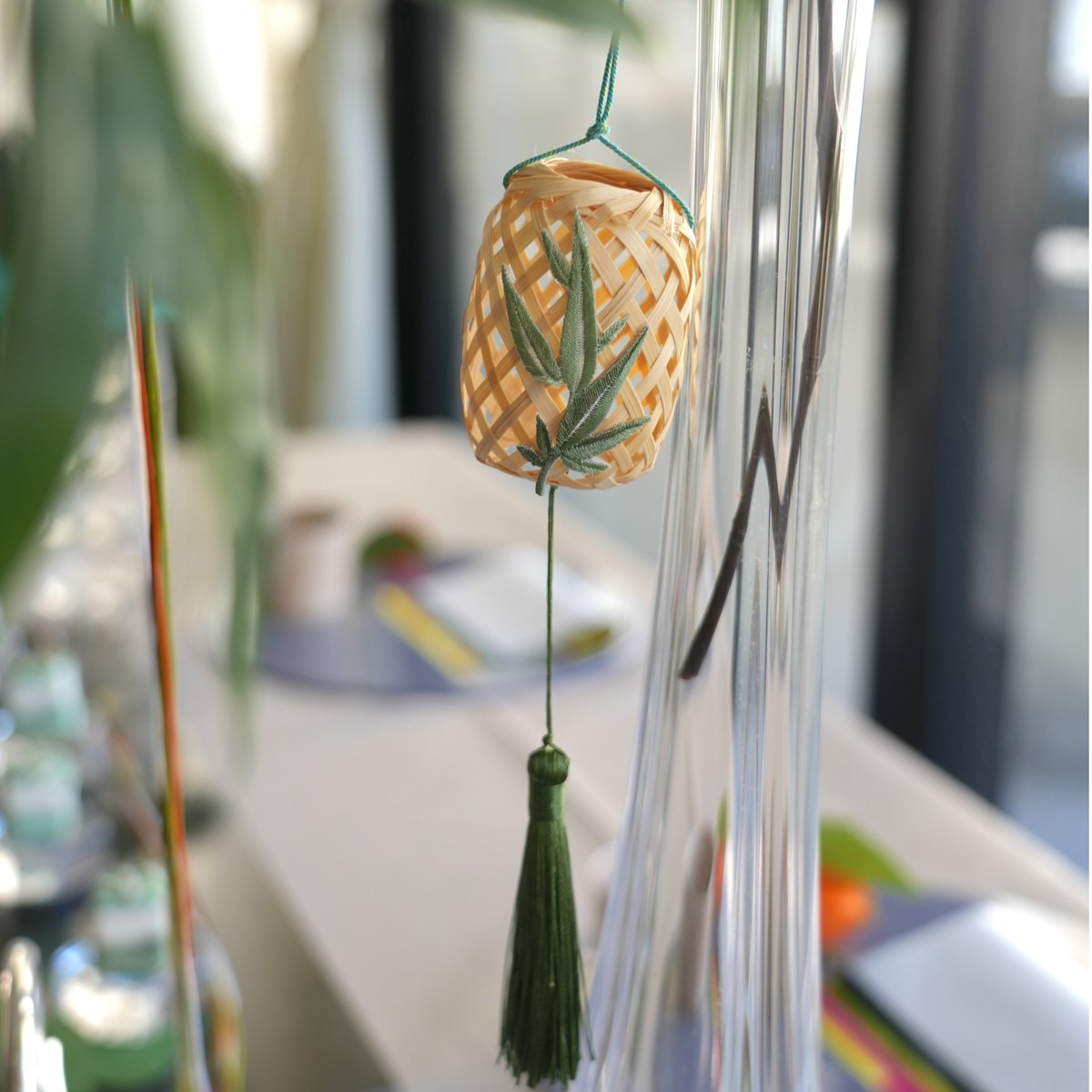 竹製の籠をかけたり短冊をかけたりするものです fit=scale-down,w=1200