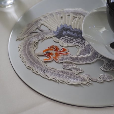 刺繍ドイリー　鳳凰